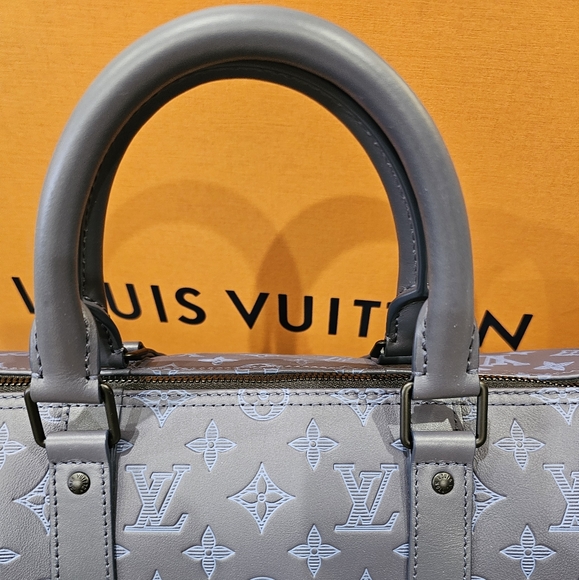 Louis Vuitton Keepall Bandouliere 50 Giant Monogram Shadow Blue Travel Bag Leath - Picture 5 of 16